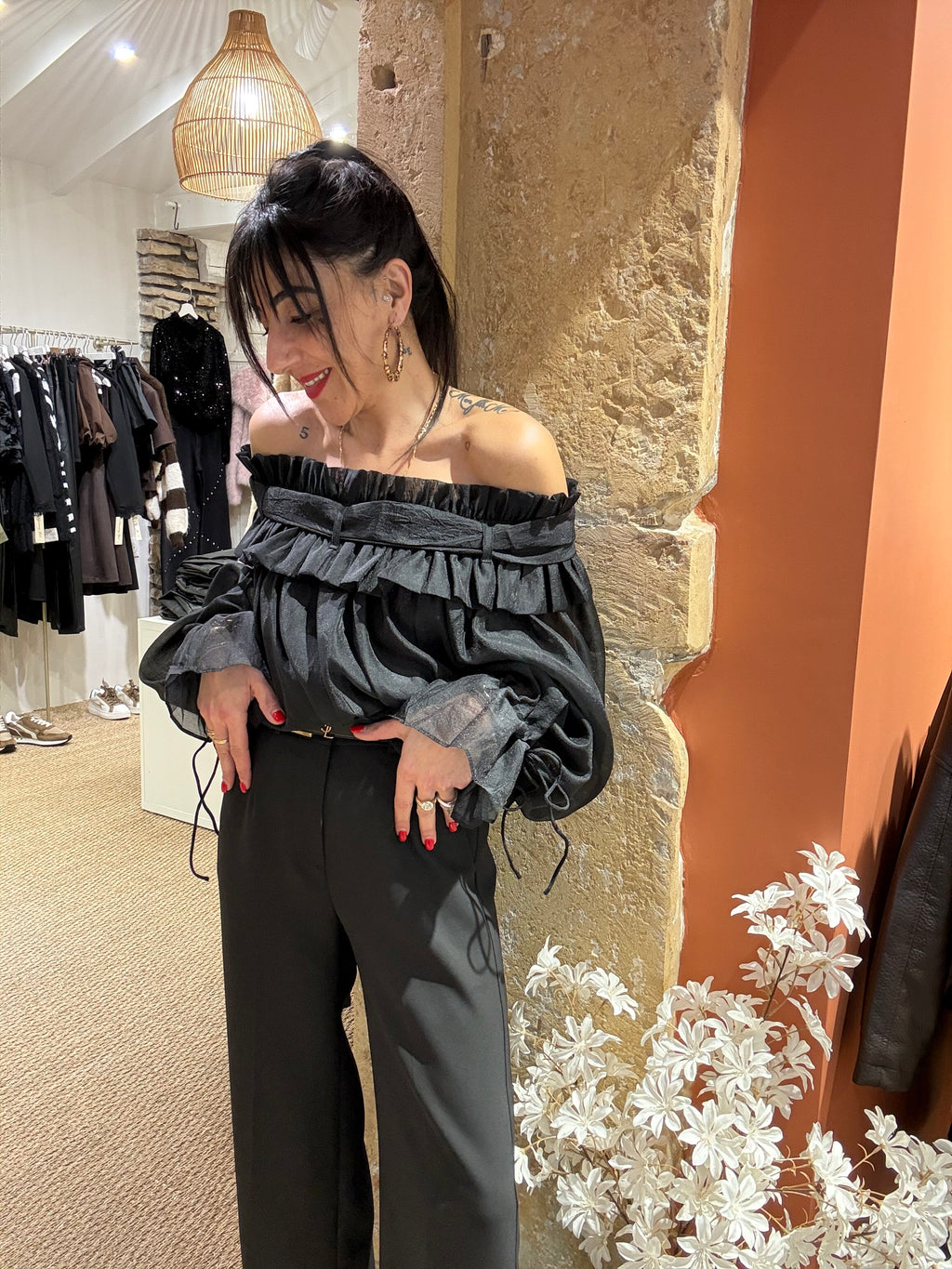 TOP EN VOILAGE ÉPAULES DÉNUDÉES