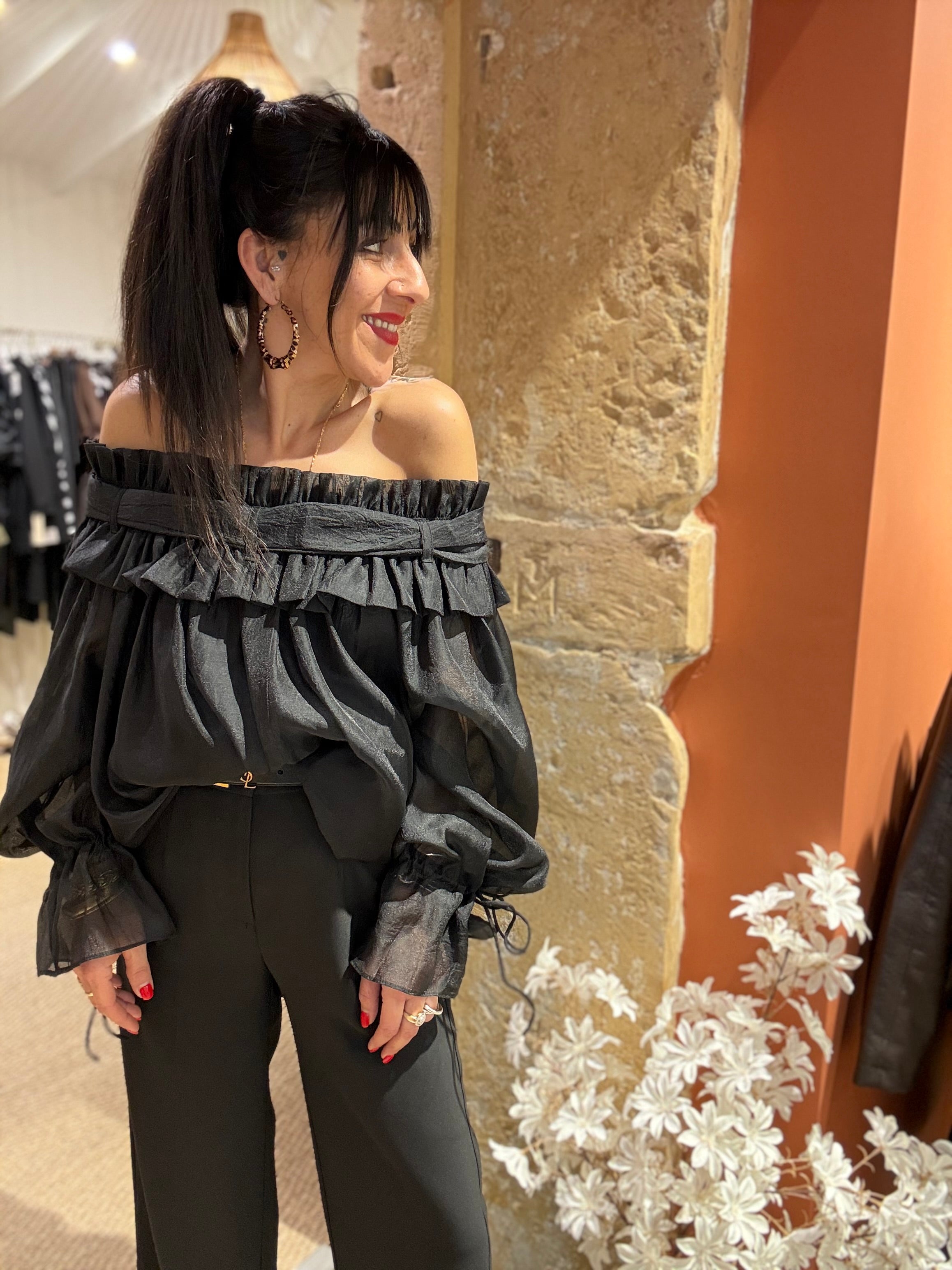 TOP EN VOILAGE ÉPAULES DÉNUDÉES