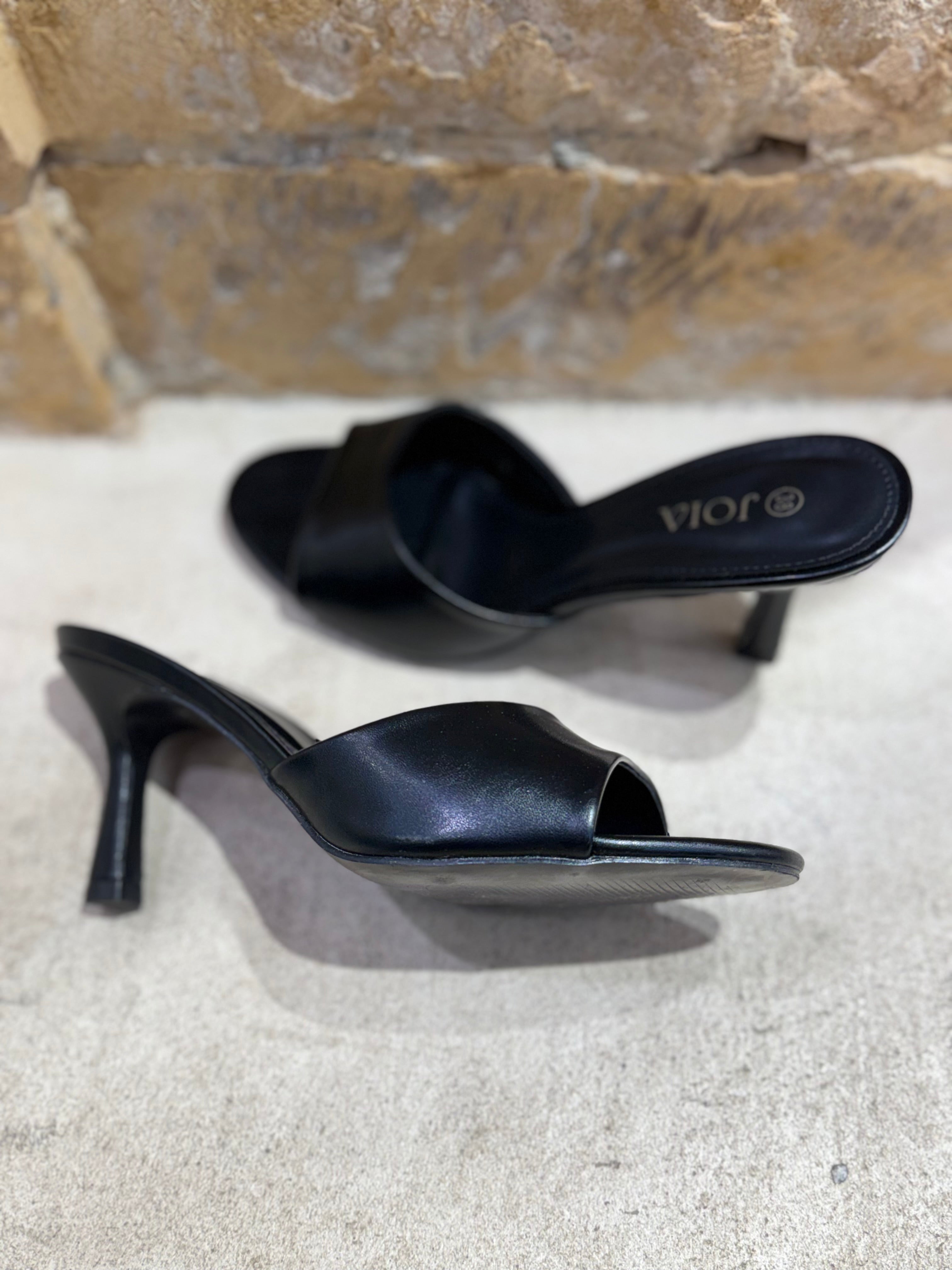 MULES Á TALONS