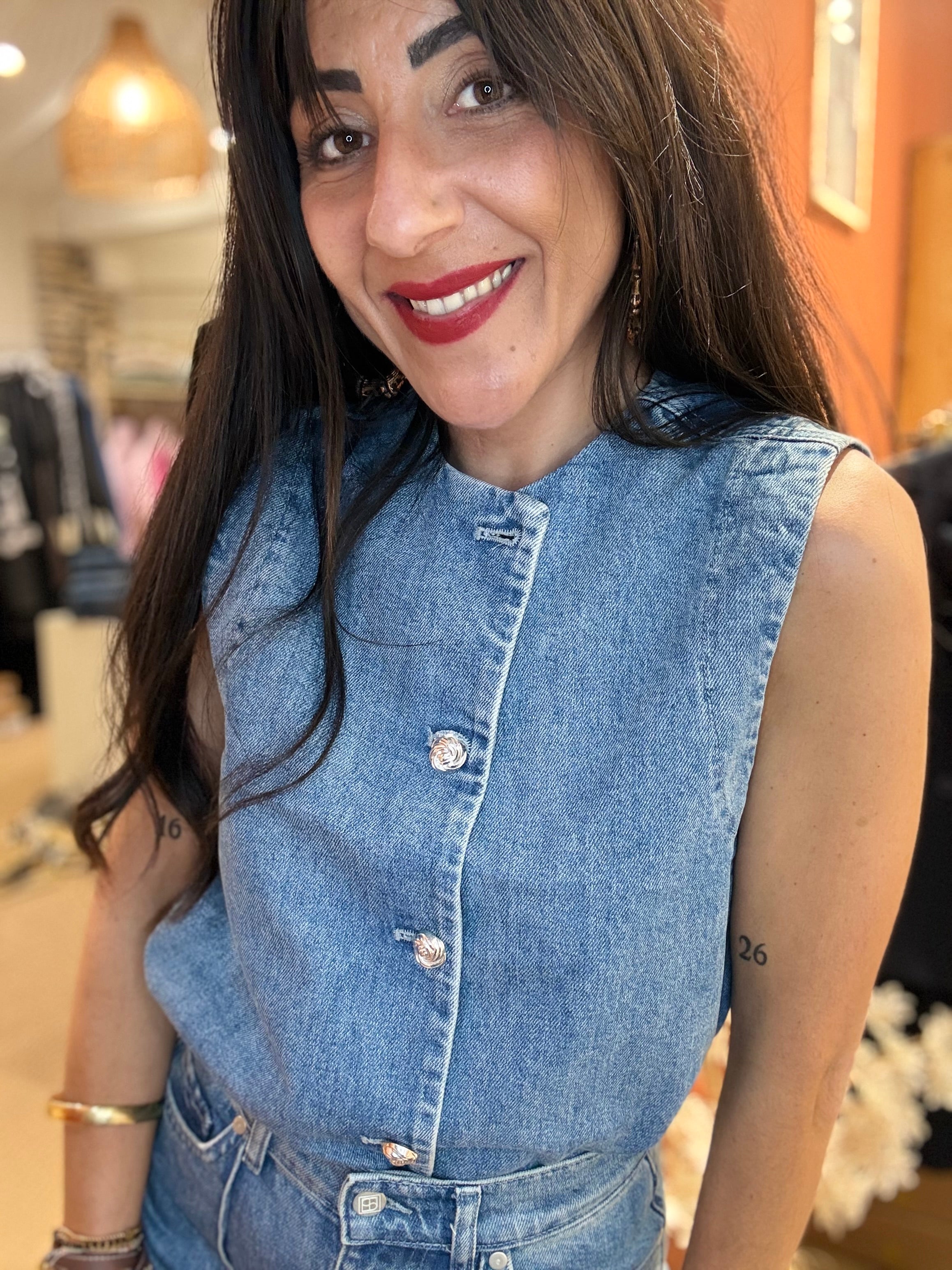 VESTE EN JEAN SANS MANCHES SOAKED
