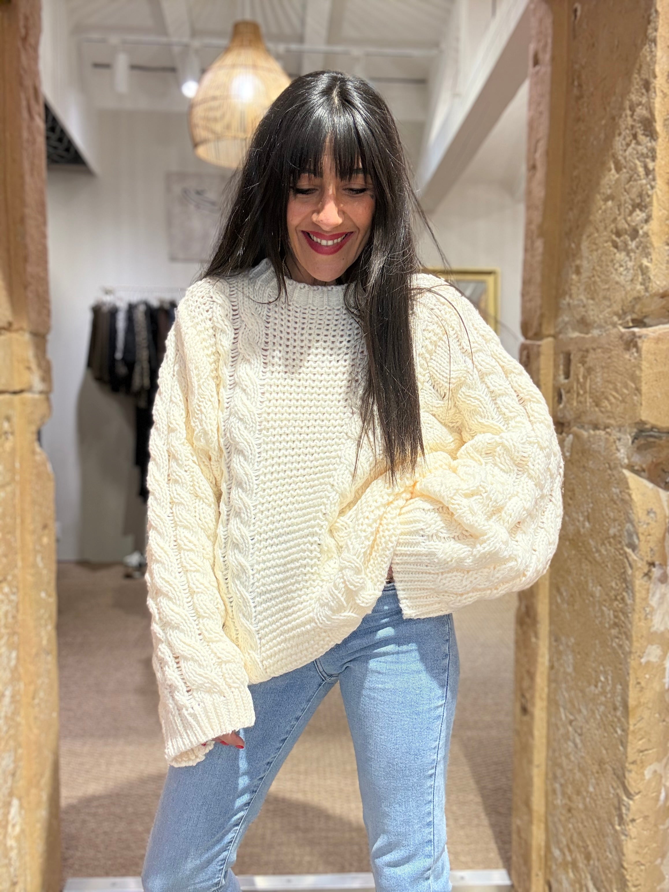 PULL EN GROSSE MAILLE ÉCRU