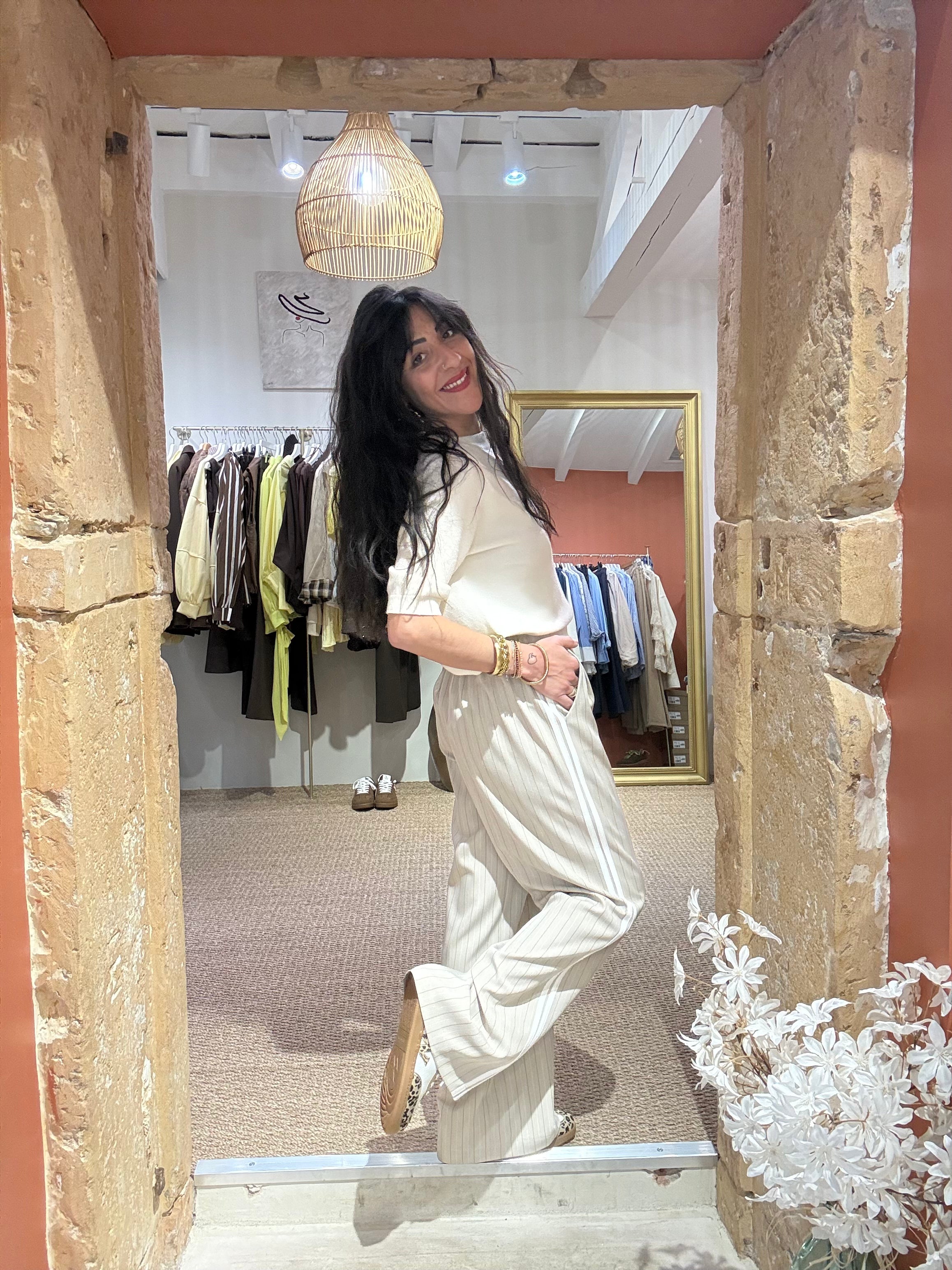 PANTALON RAYÉ BEIGE ET BLANC