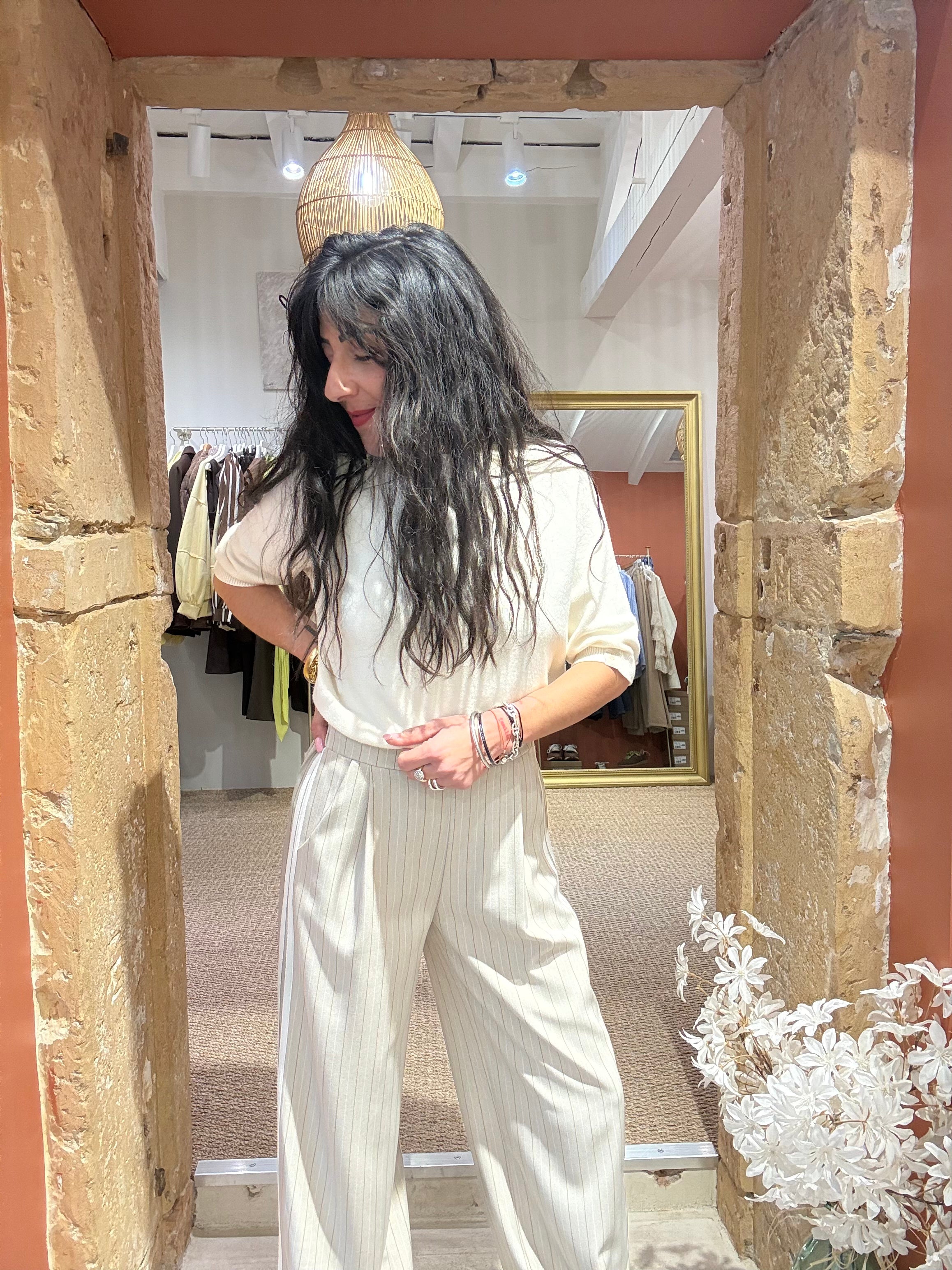 PANTALON RAYÉ BEIGE ET BLANC