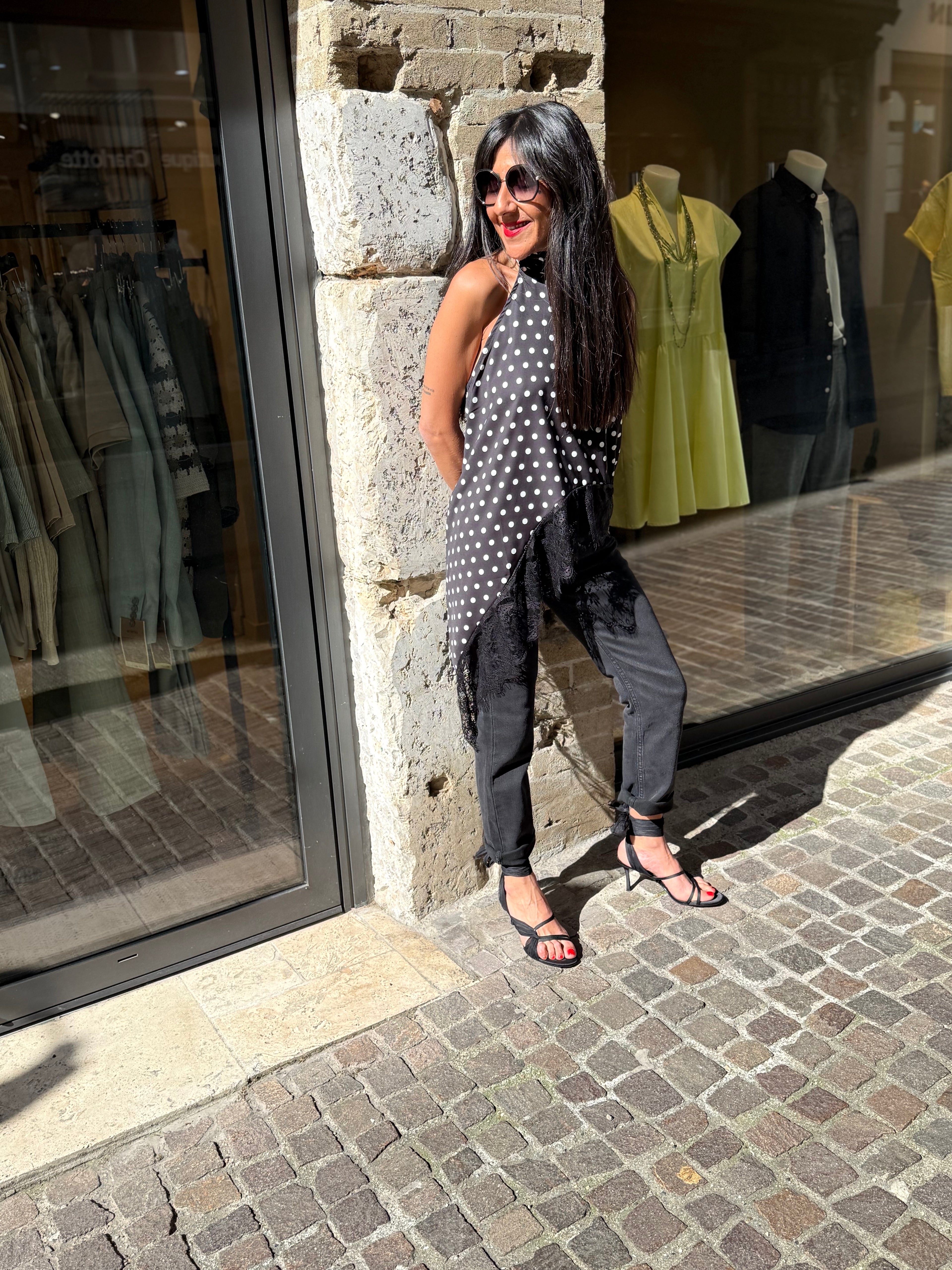DEBARDEUR A POIS ET DENTELLE