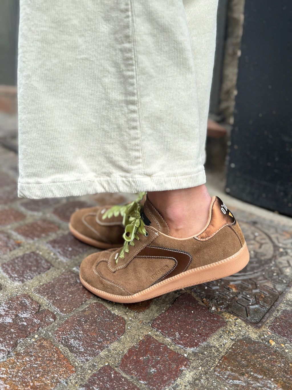 Baskets 0105 - Nova Browny