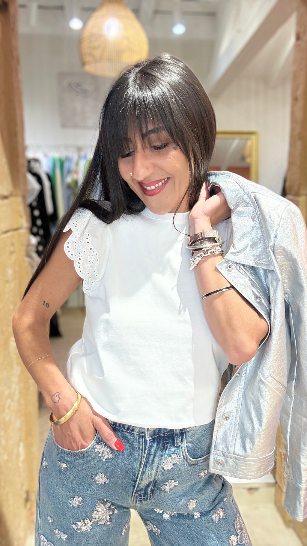TEE SHIRT MANCHES DETAILS DENTELLES