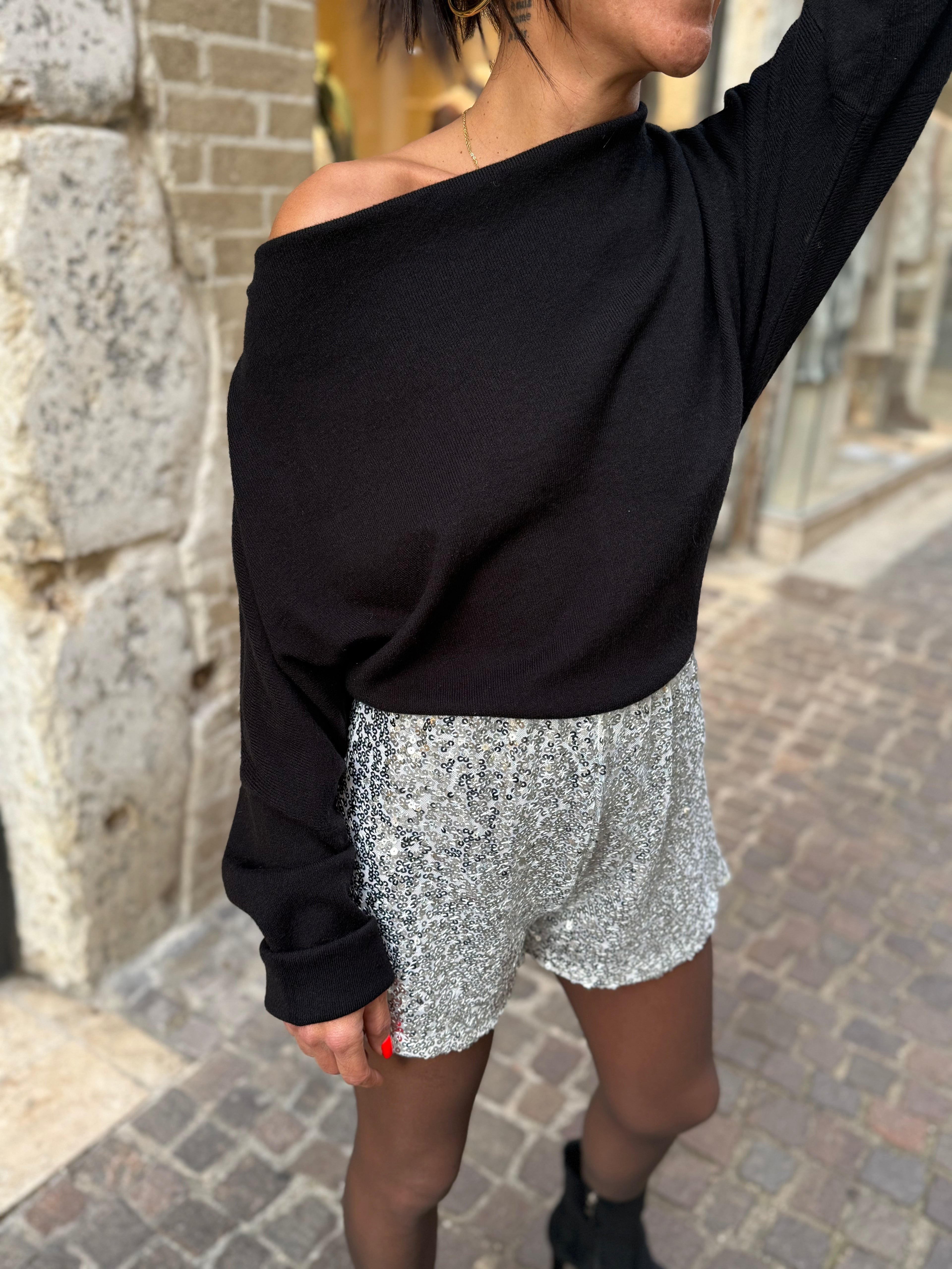 Pull - Epaule dénudée