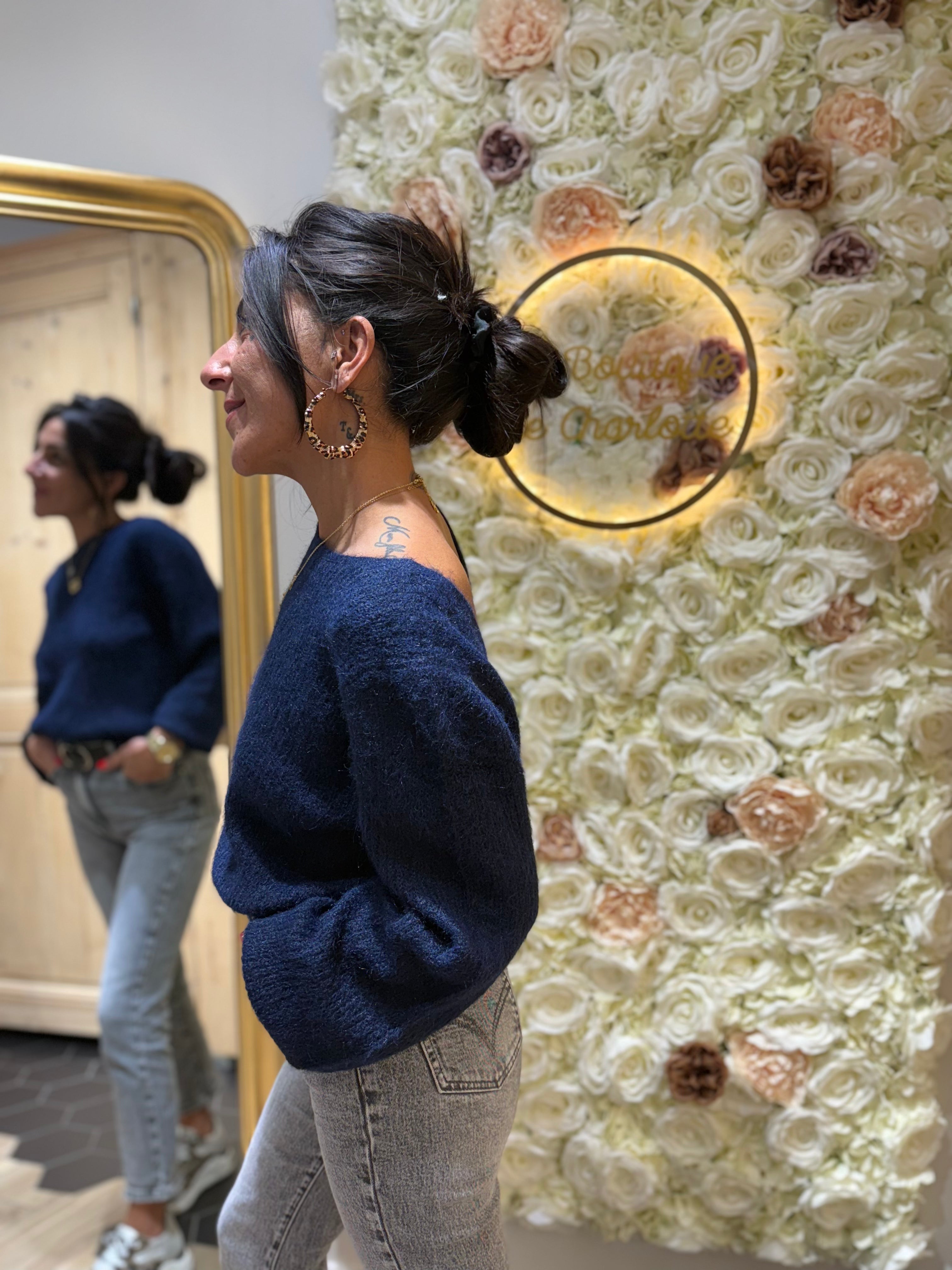 Pull Bleu Cache Coeur