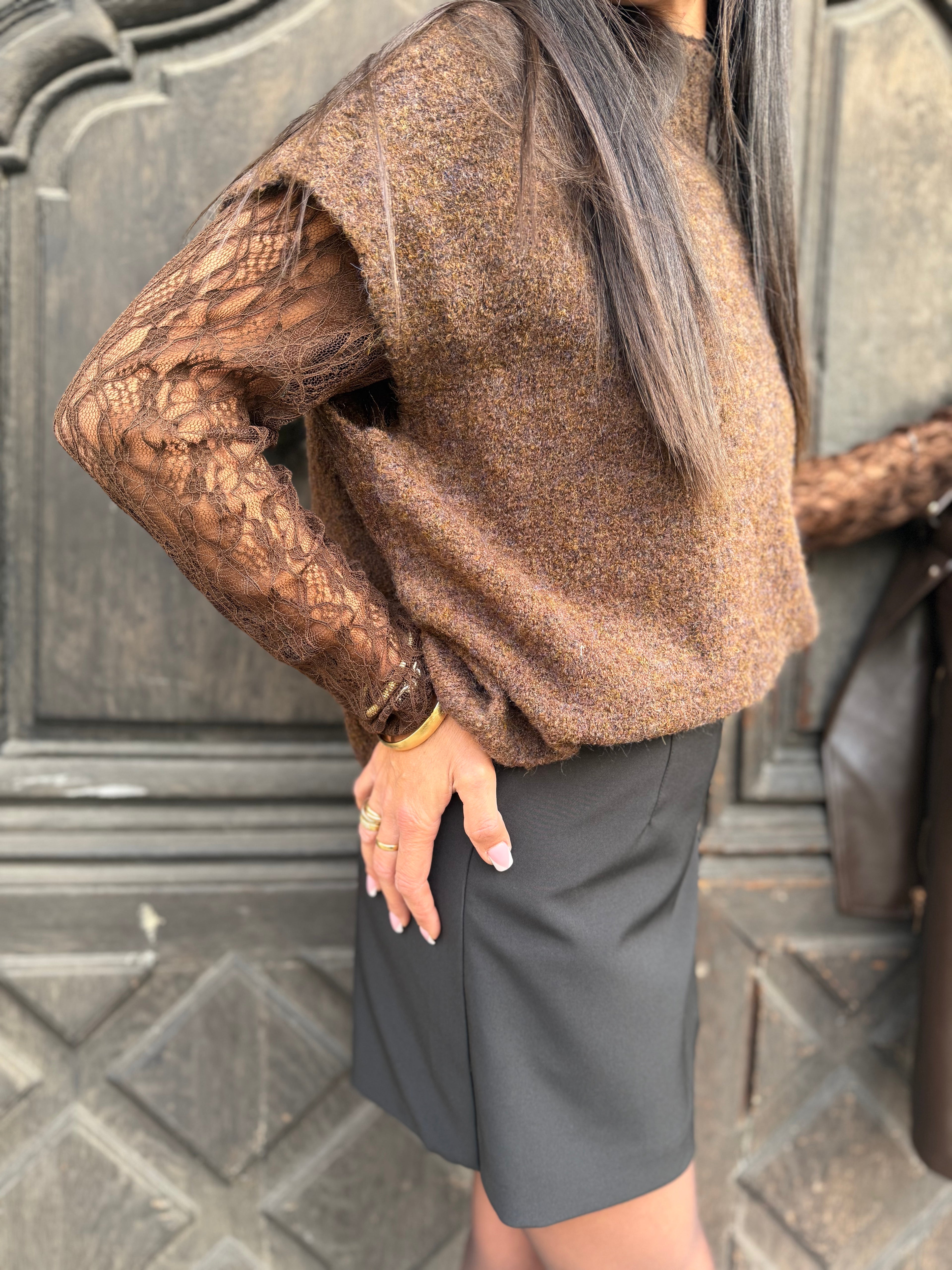 Pull manches dentelles