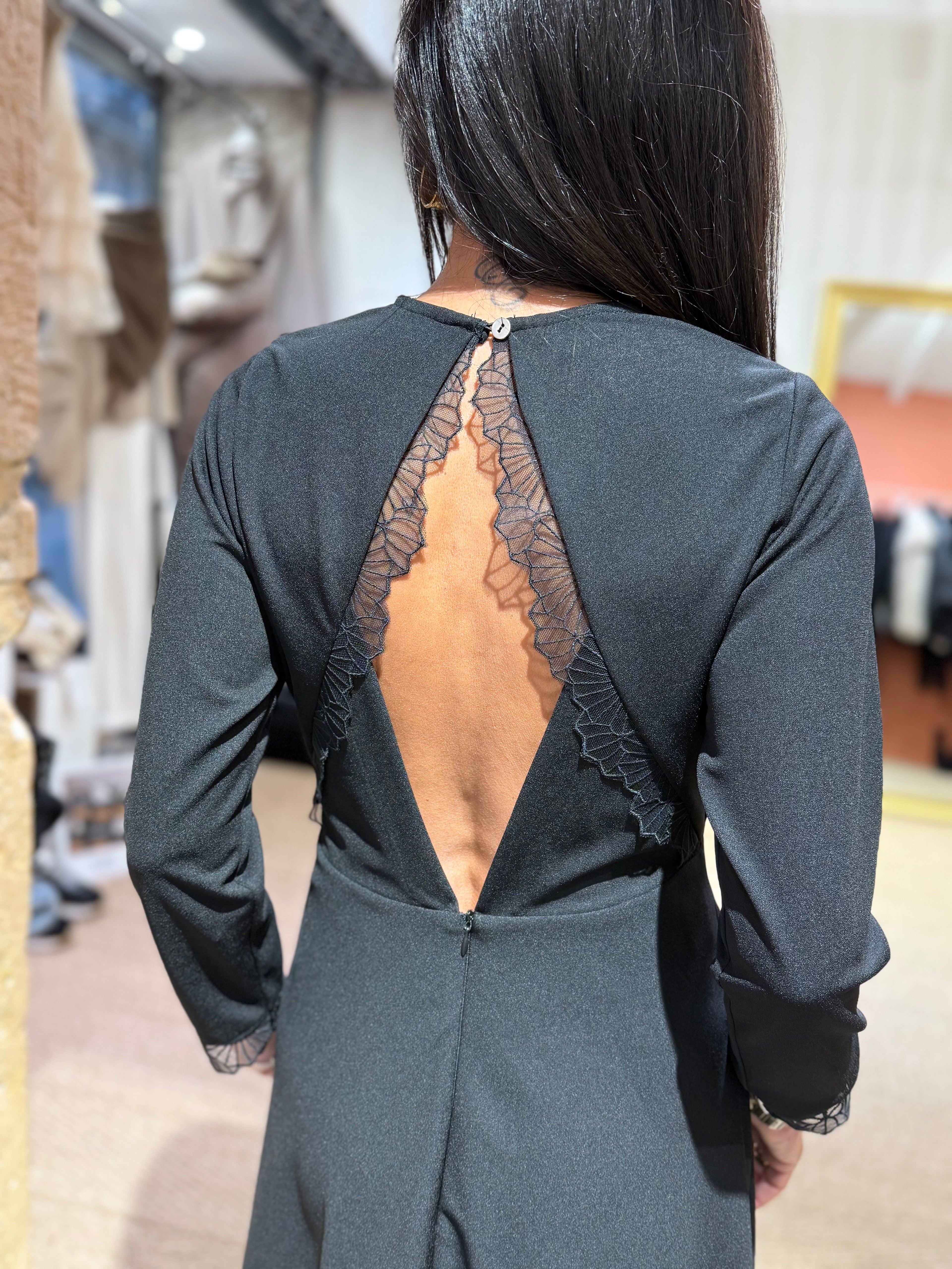Robe Noire - Dos Dentelle