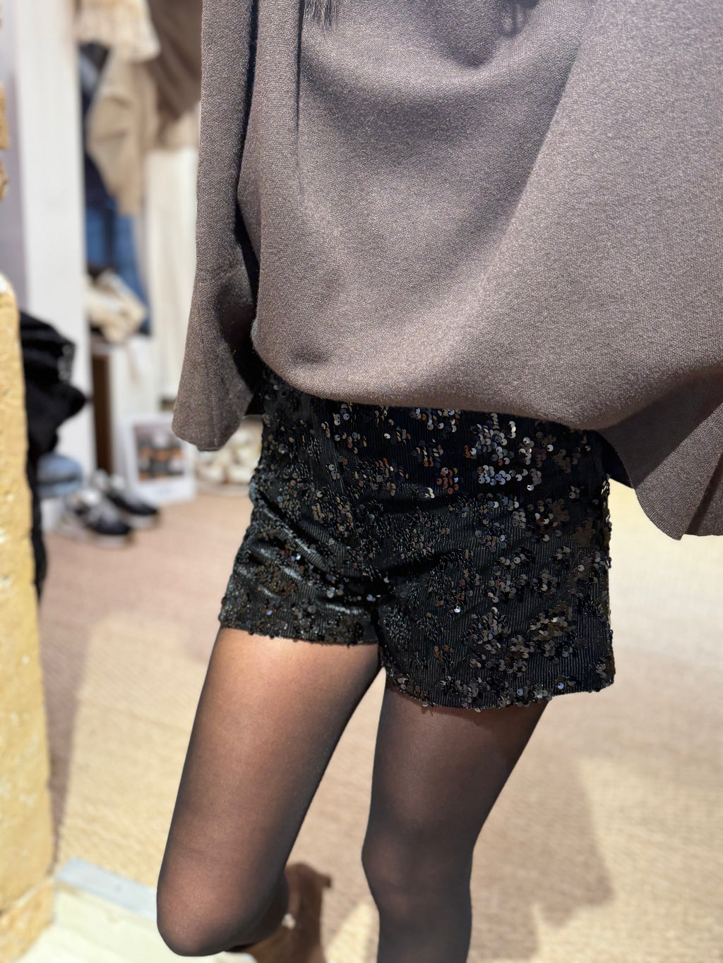Short Sequins Noir