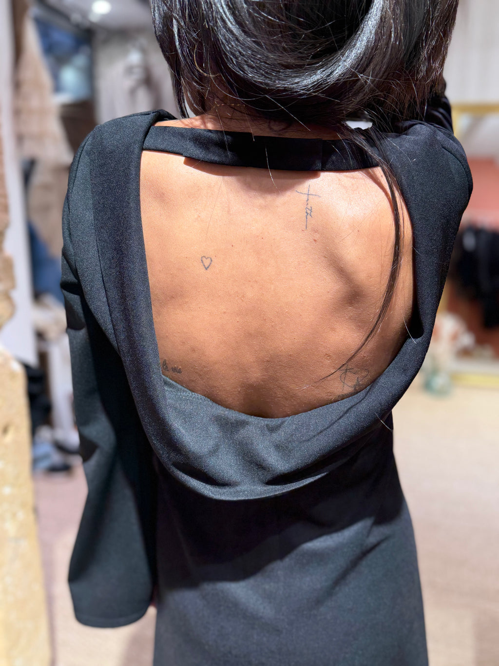 Robe Noire - Dos Noeud