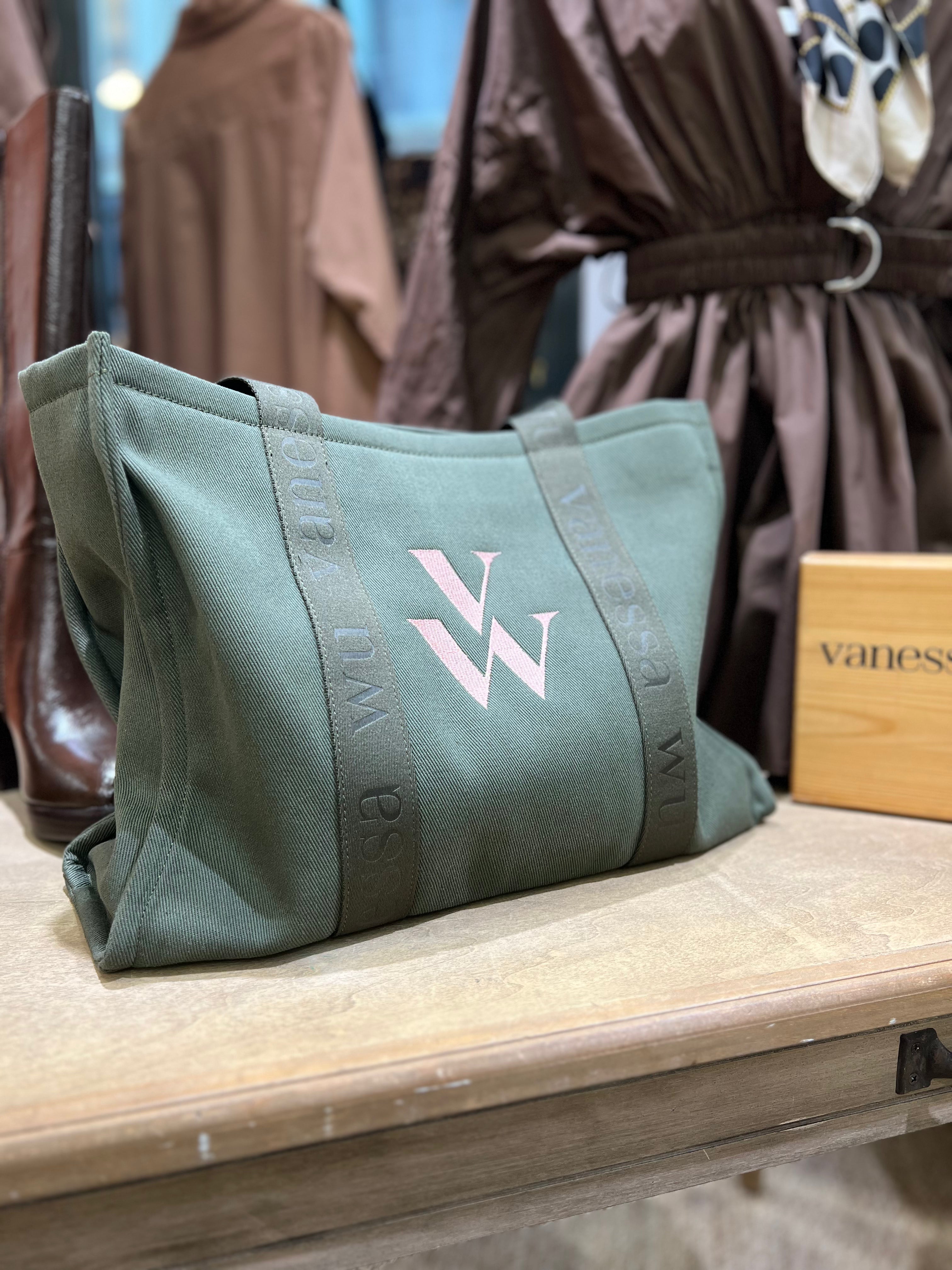 Sac Carla - Vanessa Wu