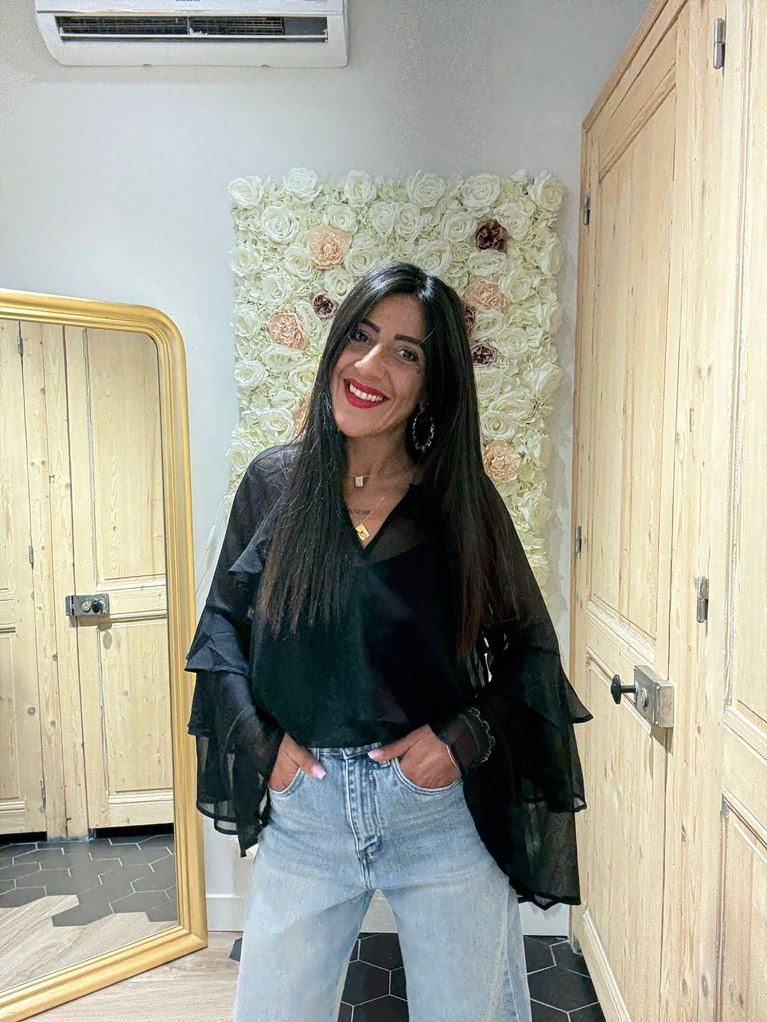 Blouse volant noir