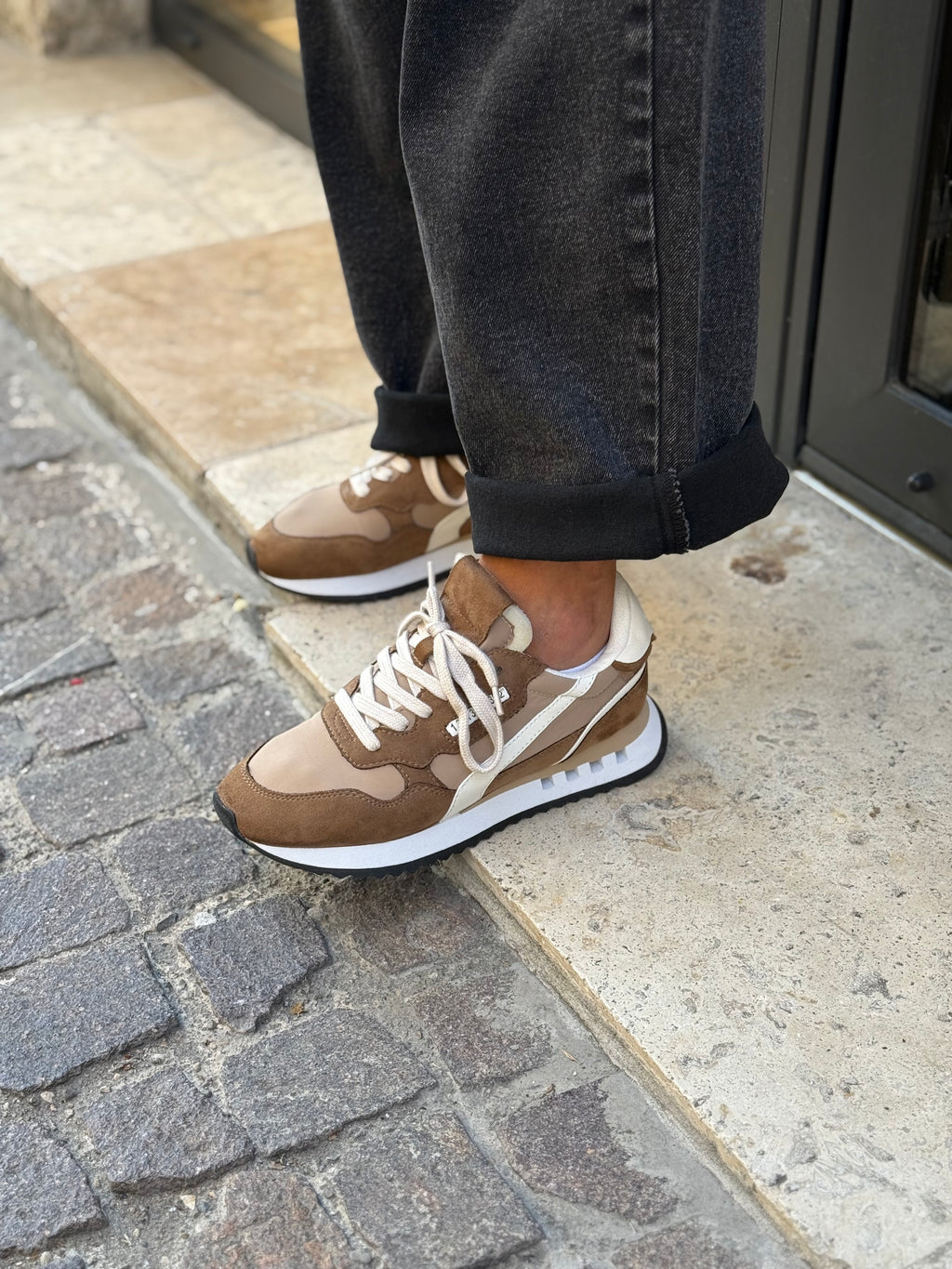 Baskets Lena camel en blanche